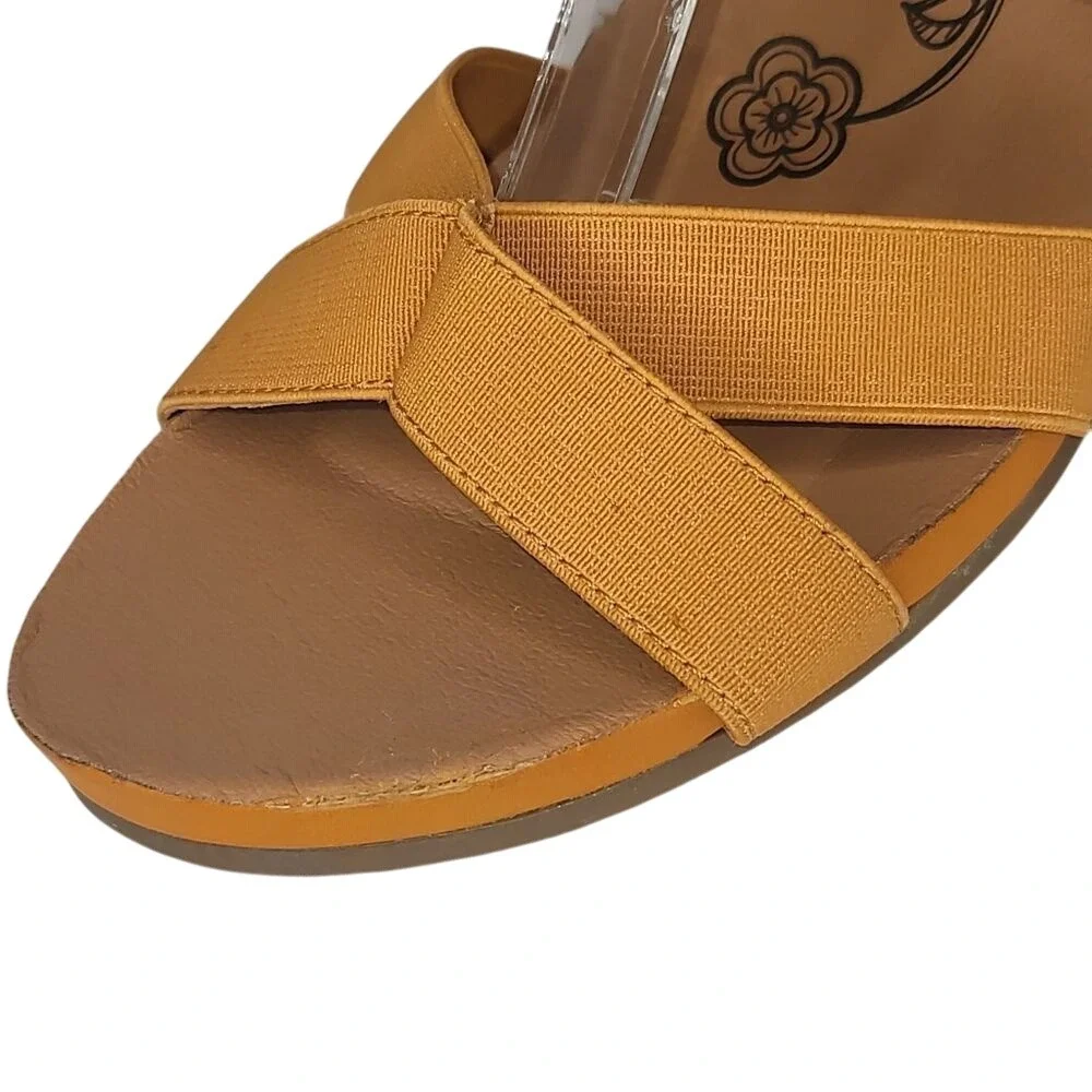 Mootsies‎ Tootsies Wedge Sandal